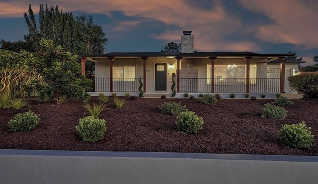 Monterey Bay Ocean Peak Home Near Carmel & Pebble Beach 4 Bed 3.5 Bath & AC