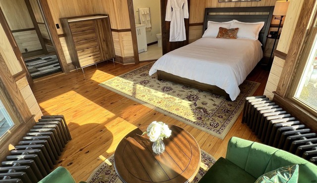 Monterey Inn