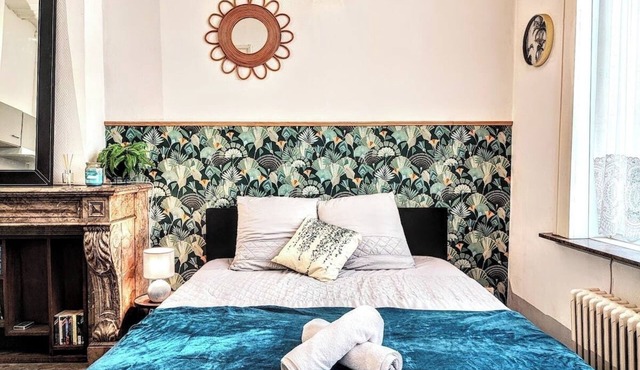 Montesquieu: Splendid and charming studio