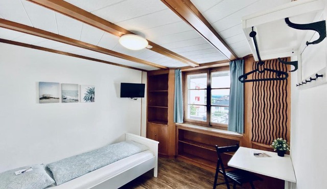 Monteurzimmer - Worker's accommodation - ZIMMERzuVERMIETEN in Flumenthal Solothurn