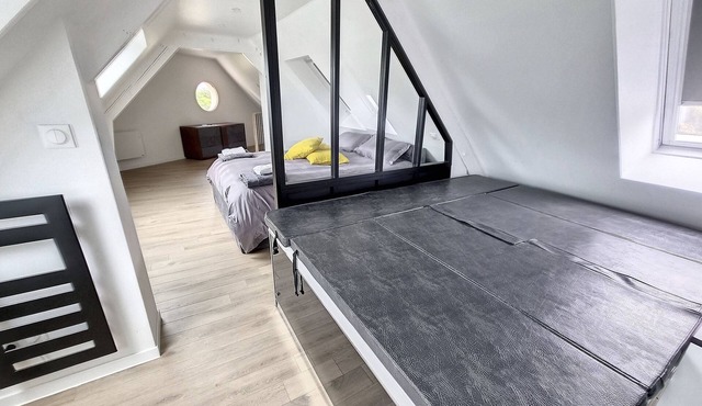 MontGîteDesHerbus "Puccinellie" 2-4pers Jacuzzi : Granville and Mont St Michel