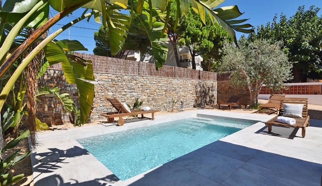 Montgo: Modern villa with private pool