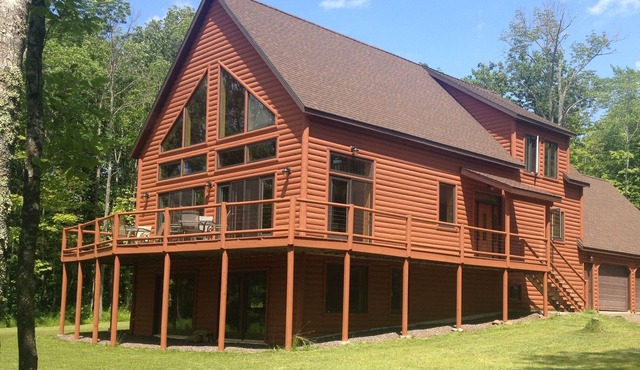 Montgomery Bay Lodge On Lake Gogebic