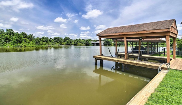 Montgomery Home on the Water w/ Boat Lift!