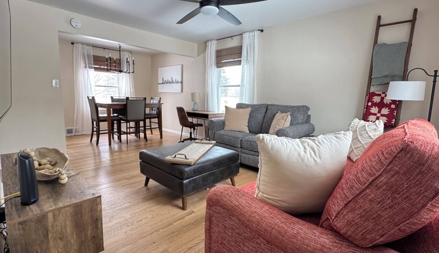 Monthly Discount! Comfy 3BR Close to Everything!