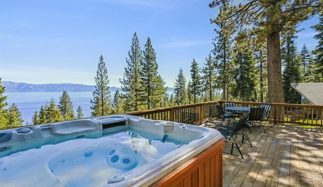 Monthly Lease - Lake Vista by Tahoe Getaways - Lake Views, Fenced Backyard & Private Hot Tub