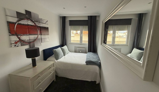 Monthly Rental - 1 Bedroom Apartment in Madrid