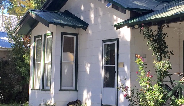 Monthly, rental, Heart of Old Town, Walk to Everything, Work Space, BBQ, Patio