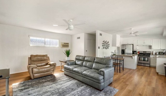 Monthly Rental Near South Coast Plaza | 1Bed1Bath