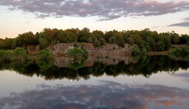 Monthly RV Space Rental - Electricity included - Secluded Spots Available