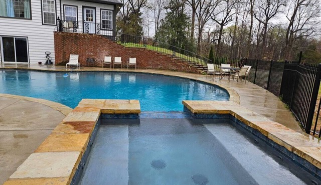 MONTHLY STAYS- Expansive 10-BR Southern Estate – 18 Beds, 6 Baths, Pool and More