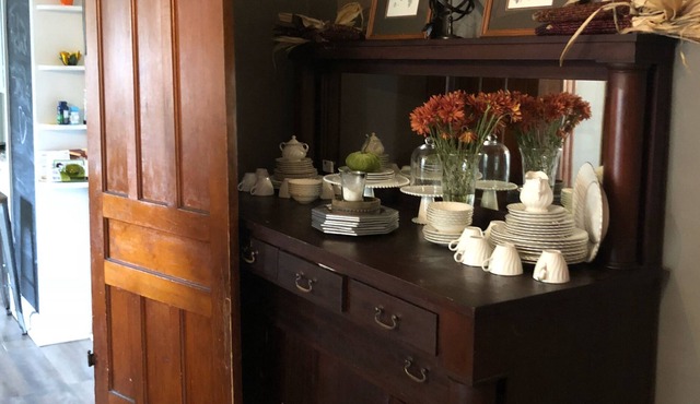 Monthly Vacation Rental —Village Victorian Charming 4 Bed Home