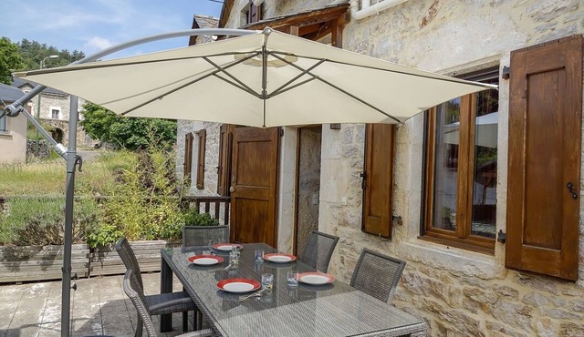 Montignac: House/Villa - LA MALENE