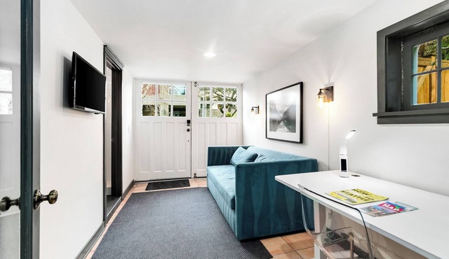 Montlake Studio in Spite House