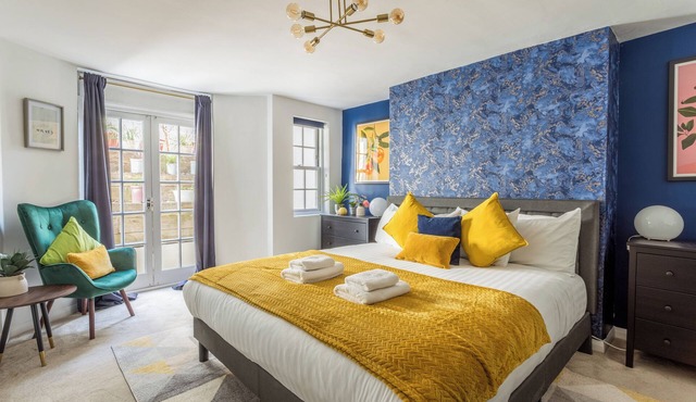 Montpelier Cove - Seaside Retreat - Super King Bed - Central Location