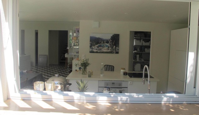 Montpellier center, house with secured swiming pool