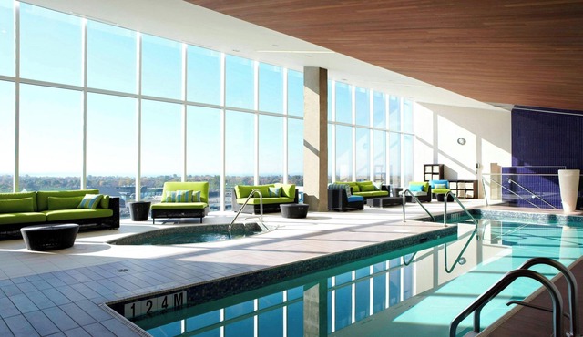 Montreal Airport Marriott In-Terminal Hotel