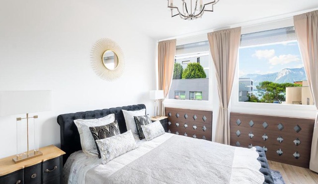 Montreux exclusive and classy flat