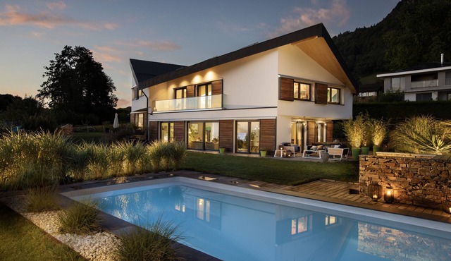 Montreux Holiday Home (Modern Villa) with view on the lake & the mountains