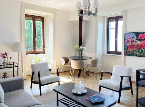 Montreux Riviera Suite Waterfront 3 Bedrooms Private Parking