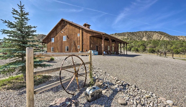Montrose Barndominium on 7 Acres with Views!