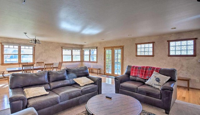 Montrose Family Home w/Yard & Fruit Trees!