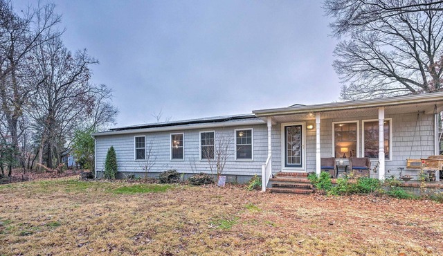 Montross Retreat w/ Private Boat Dock!