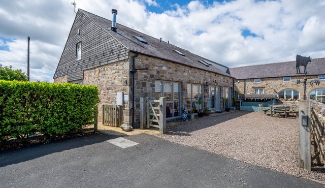 Moo House - Five Bedroom House, Sleeps 12