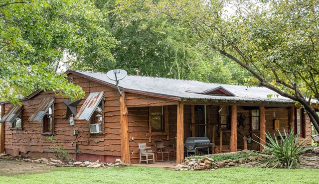Moon River Ranch - Gate House