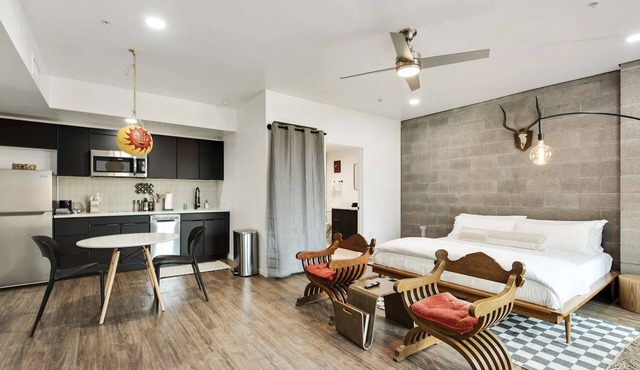 Moon's Studio apartment with Pool
