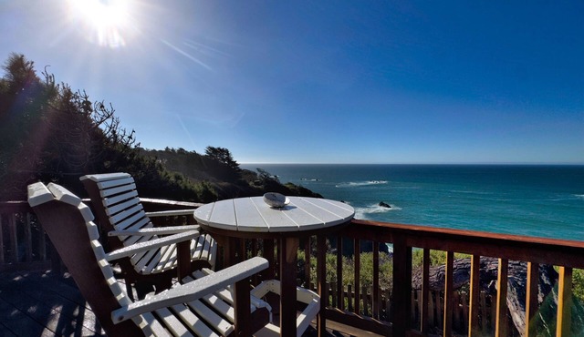Moon Star Cottage | Hot Tub, Ocean Front | Gualala