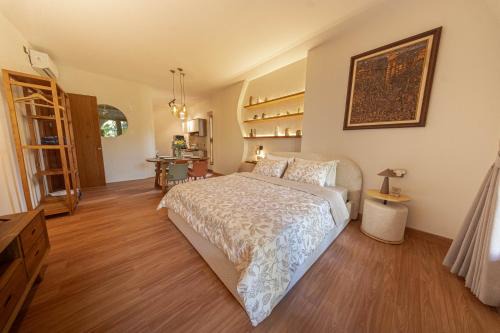 Moon Suite