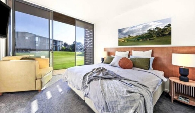 Moonah Links Apartment 45 Lovely 1 bedroom holiday home with heated pool