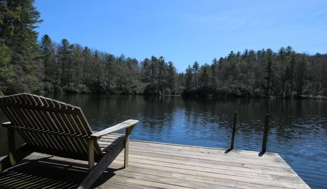 Moondance - Hike/Bike/Golf/Relax w/Hot Tub - Brevard/DuPont/Caesars H
