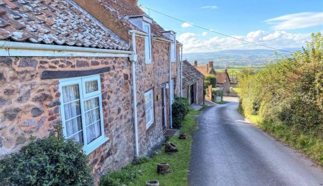 Moonfleat Cottage by Interhome