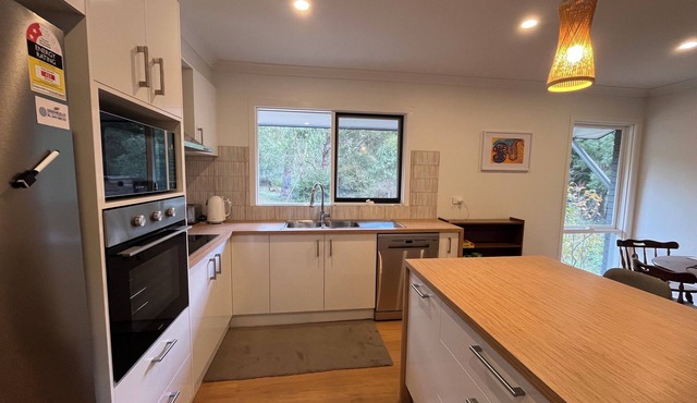 Moonlight - Charming retreat | 10 mins from Hepburn Springs Spa | Fireplace