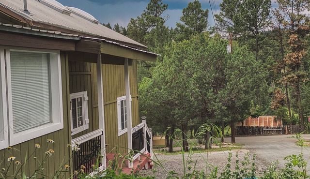 Moonlight Mountain Lodge