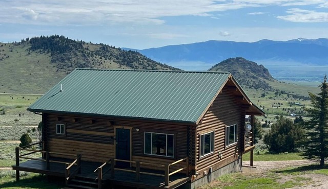 Moonlight Ridge Cabin