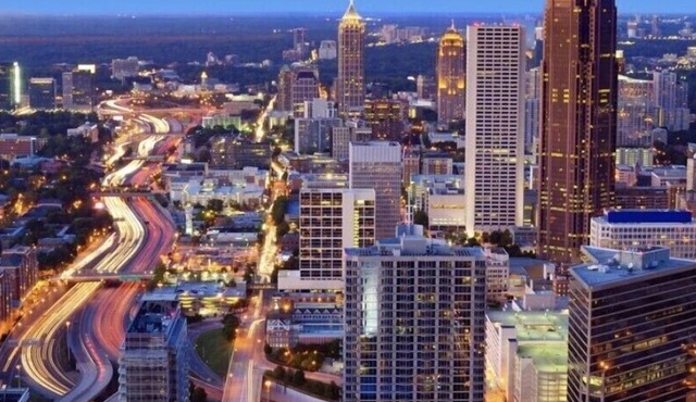 Moonlight Suite King Bd Free Parking Fast Wifi Pool Full Kitchen Near Hospitals