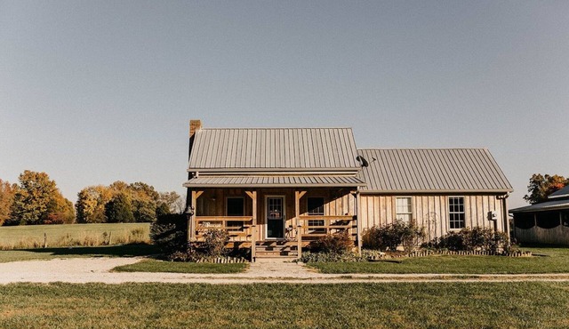 Moonlit Cottage Near Louisville