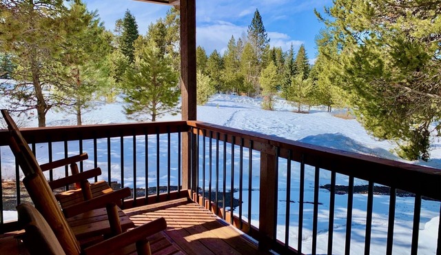 Moonridge Hideaway River Access & Dog Friendly