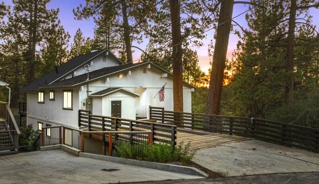 Moonridge Ski&Zoo Chalet HotTub/4 BB/BBQ/Fire Pit