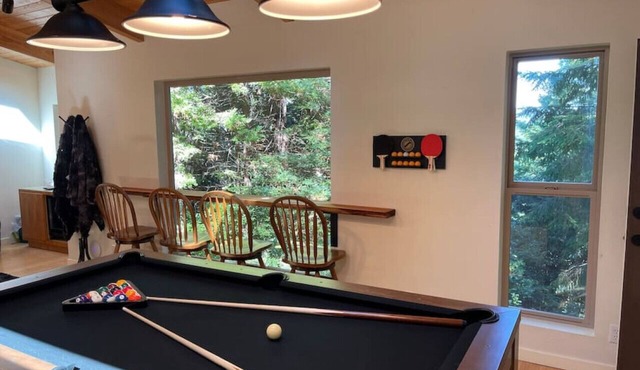 Moonrise Forest Retreat~Game Room-EV