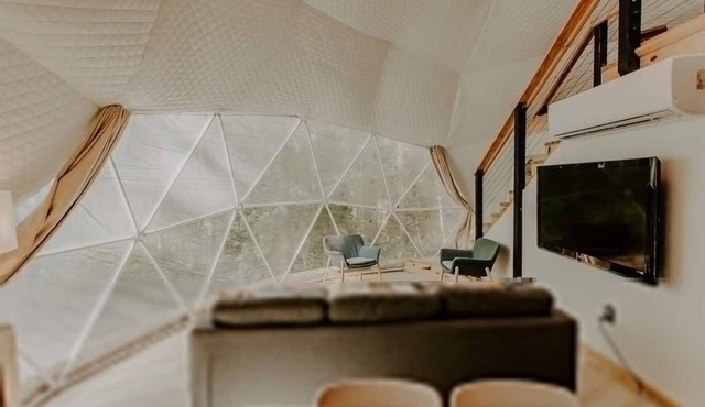 Moonshine Hollow Dome by Rafting