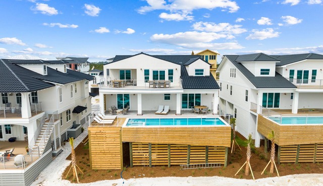 Moonstone: Stunning 9BR Home- Beachfront, Priv. Pool, Pet Friendly, Sleeps 26!