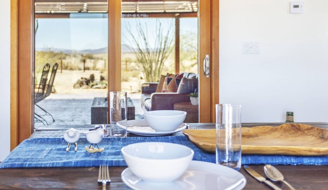 Moonview Modern Hot Tub, Bbq & Private Pool 2 Bedroom Home by RedAwning