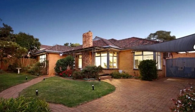Moorabbin Family Retreat 10 mins from the beach