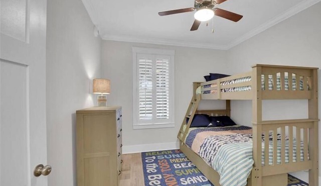 Moorings 15- beautiful riverfront condo