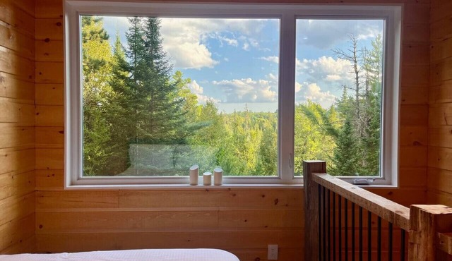 Moose Cabin; cozy cottage on Oxtongue River