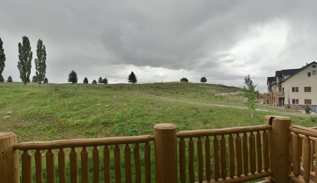 Moose Hollow Condo 209 | 2 Bed, 2 Bath